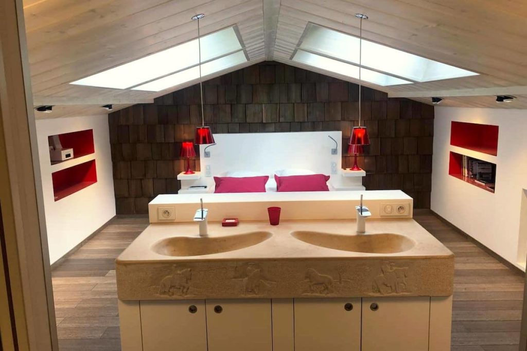 Vue de la chambre Gîte insolite dans le Jura Vanadium d'atHOme